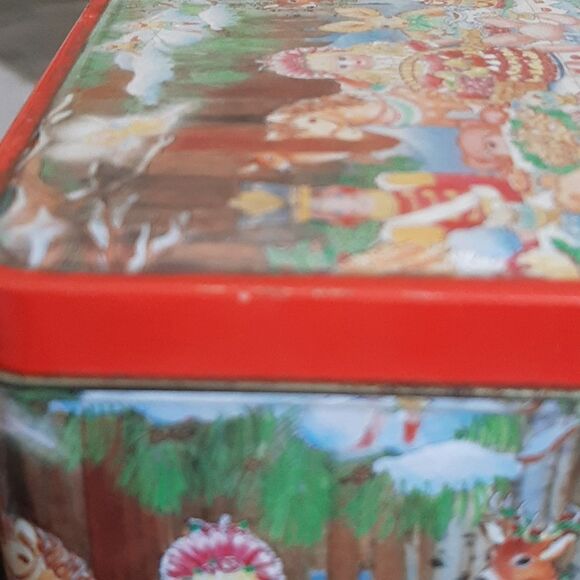 Lynn Hollyn vintage tins - Picture 10 of 11